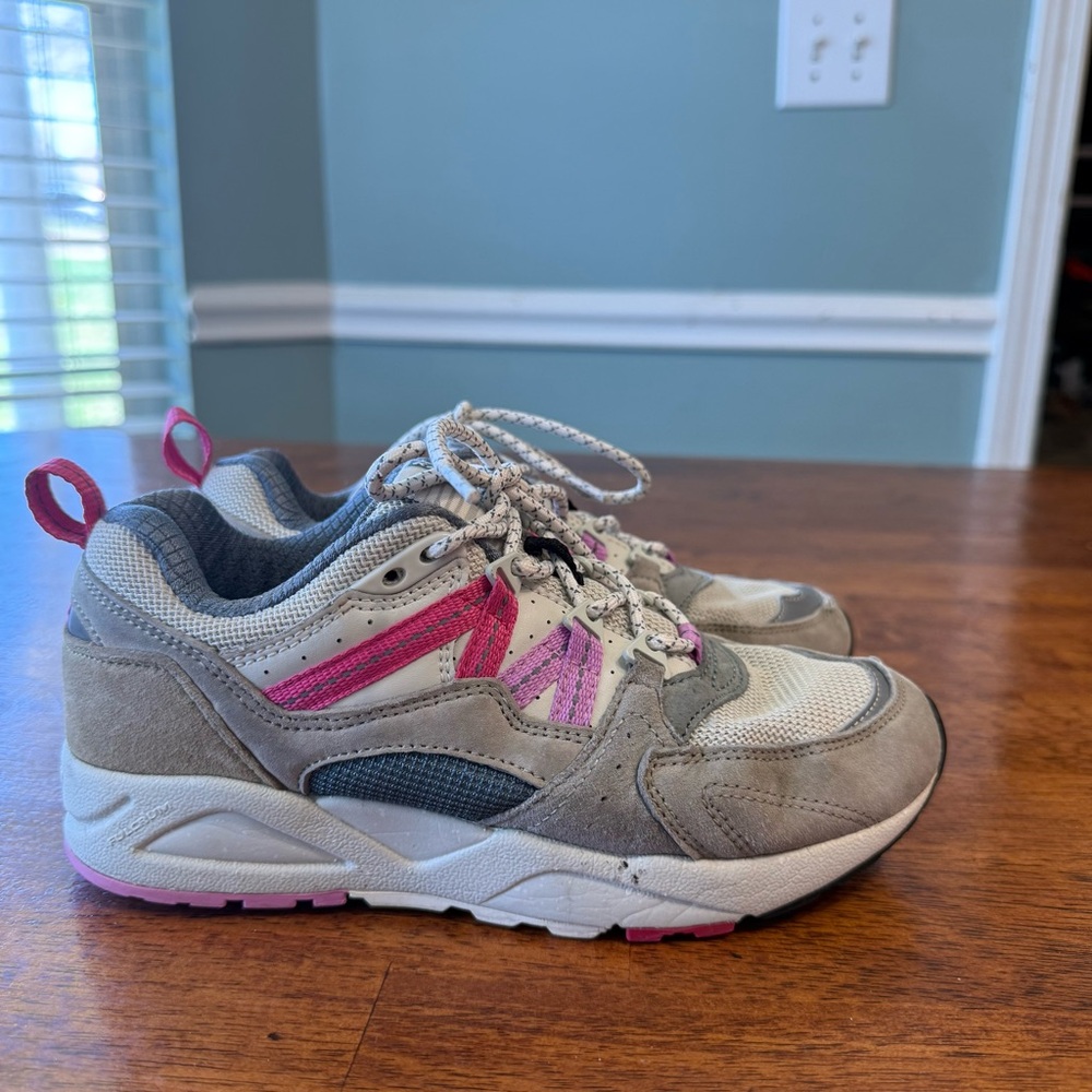 Kids Karhu Fusion 2.0 sneakers Abbey Stone / Pink Yarrow gray pink size 4.5